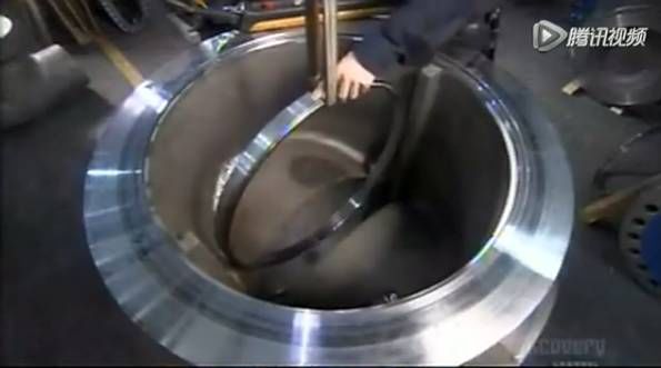 比人還大的大型閥門是怎么制造出來的？-